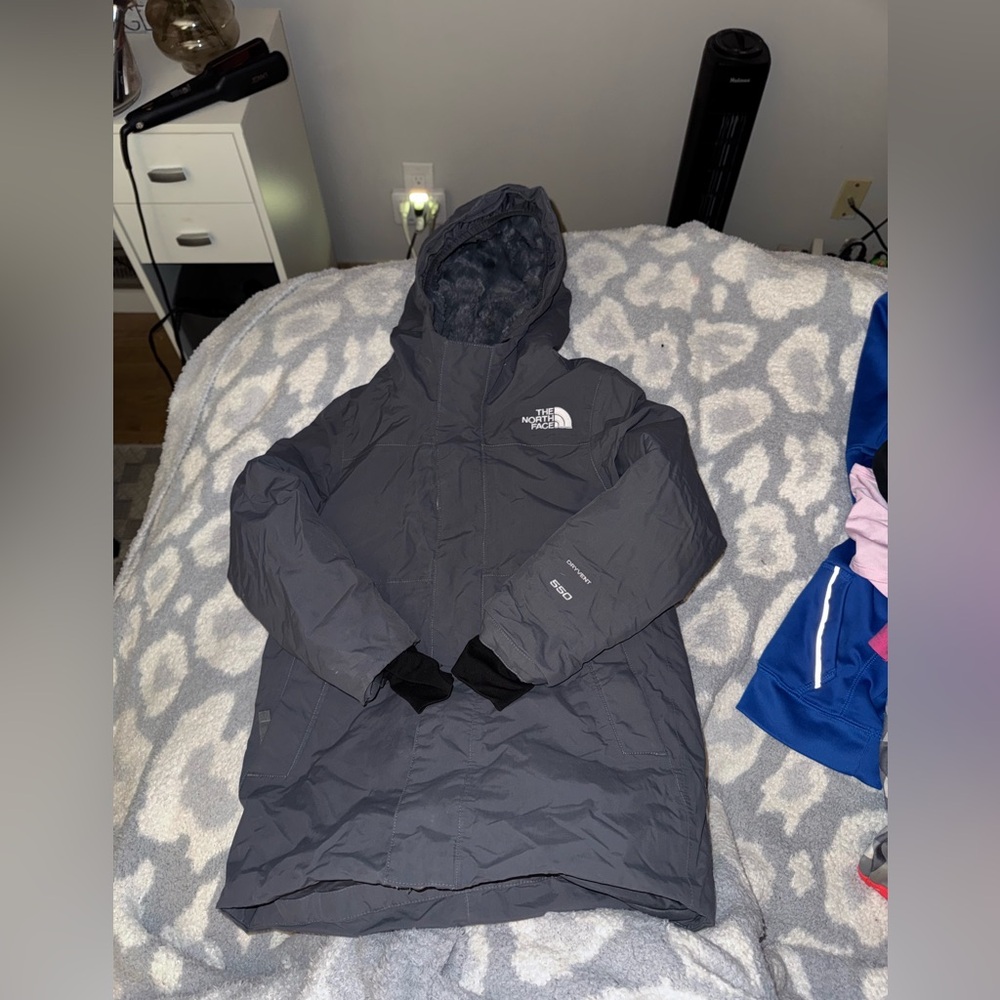 Girls North Face xs jacket
